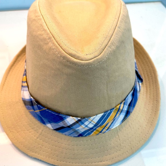 Fedora - Picture 1 of 3